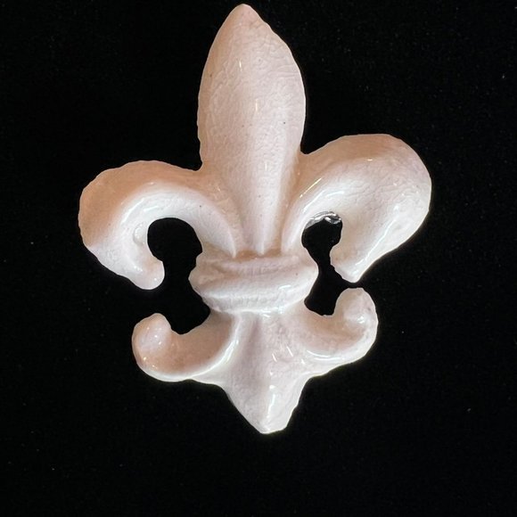Vintage Beige Fleur de Lis Brooch Pin Crackled Glass Jewelry Retro Classy 2" - Picture 6 of 6
